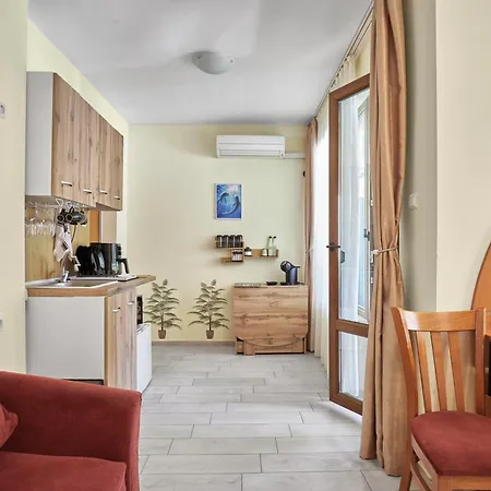 Private In Paradise By Flat Mаnаger Apartament Gmina Pomorie